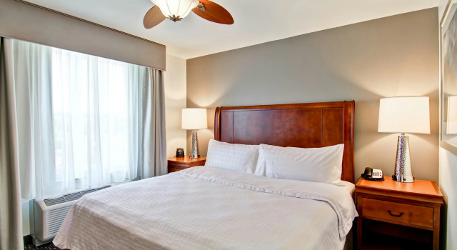 Homewood Suites by Hilton Bentonville-Rogers, Забронировать Отель Отели Бентонвилл с бассейном, рядом с Horsebarn Trailhead, Бассейн