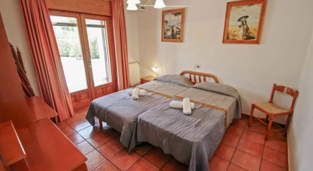 Ana y Paco - pretty holiday property with private pool in Benissa