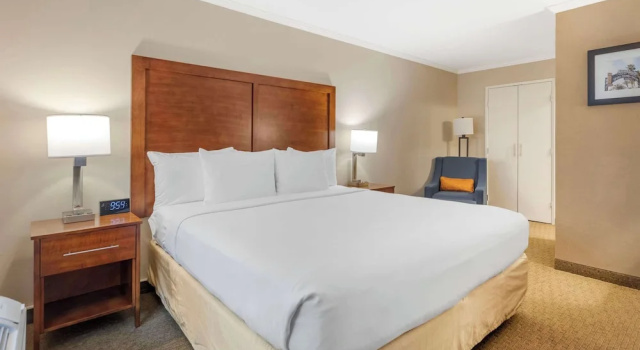 Люкс Comfort Inn Santa Monica - West Los Angeles