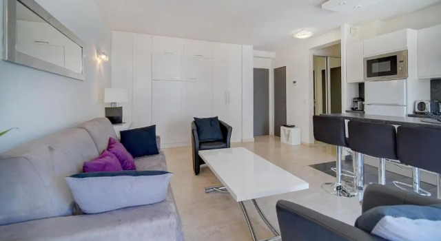 Апартаменты IMMOGROOM - 5 min from beach -Terrace - AC - Parking