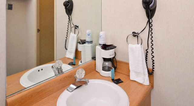 Двухместный номер Standard Quality Inn South Bend near Notre Dame