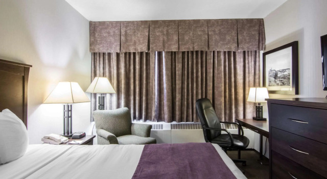 Двухместный номер Standard Quality Inn & Suites Yellowknife