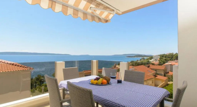 Апартаменты с видом на море Apartments Villa Atlantis