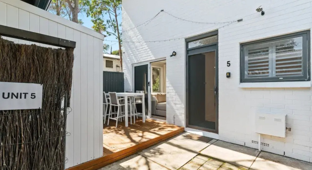 Апартаменты Stylish 2-bed Townhouse in Leafy Hyde Park
