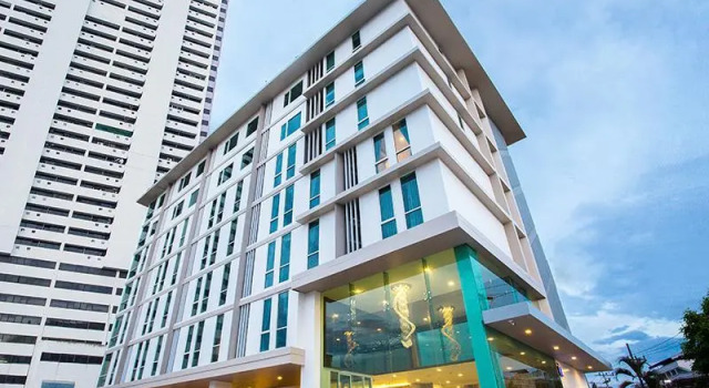 Кровать в общем номере B2 Hat Yai Premier Hotel