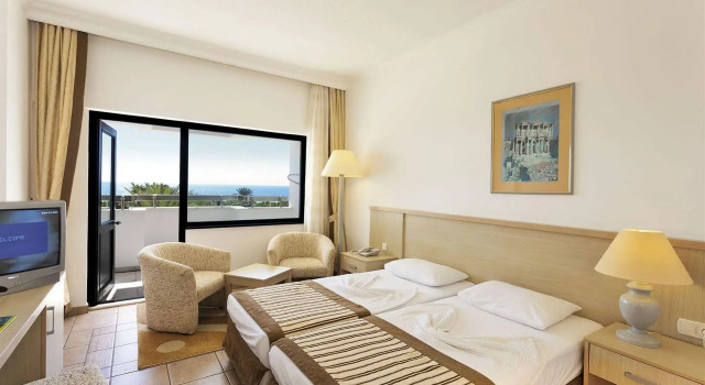 Sural Saray Hotel