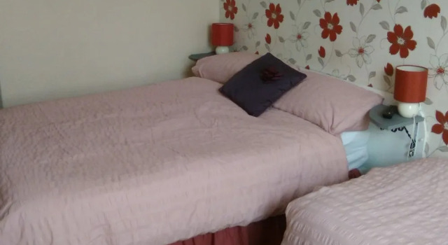 leedshouse guest house, Забронировать Отель Отели Англии 3 звезды, 3*