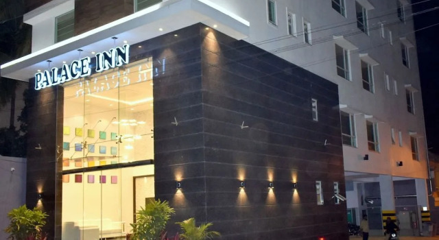 Hotel Palace Inn, Rezervovat Hotel Hotely v Bangalore s parkováním, Parkování