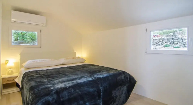 Holiday Home Bliss - Holiday Home With Outdoor Pool and Sea View ST ID Direct Booker 6413
