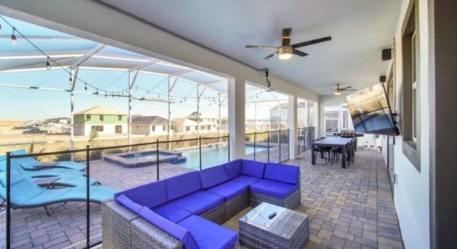 Huge 7 Bedroom Pool Home Champions Gate w/ 5 Kings 7 Villa by RedAwning