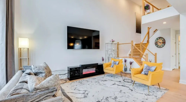 10 Mi to Morristown: Stylish Home Near Trails!, 予約 アパートメント デンビル North Jersey