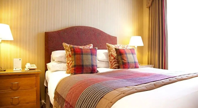 Номер Standard Burts Hotel