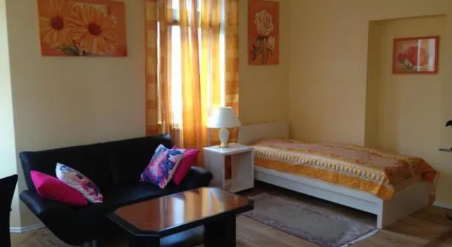City Apartment in Nürnberg, Забронировать Апартаменты/квартира Апартаменты Нюрнберга, рядом с Станция метро Weißer Turm, Апартаменты/квартира