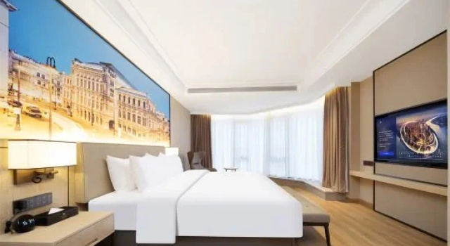 Люкс Luxury Vienna International Hotel (Fuzhou Cangshan Wanda Hongwan Metro Station Store)