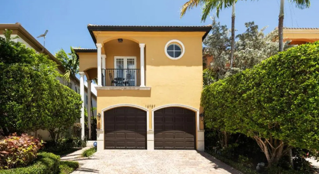 Luxury Spanish Villa 4 Bedroom 4 Bathroom Pool Sunny Isles, Reserva ahora Villa North Miami Beach Área Metropolitana de Miami