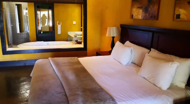 Номер Standard с балконом Riverstone Lodge