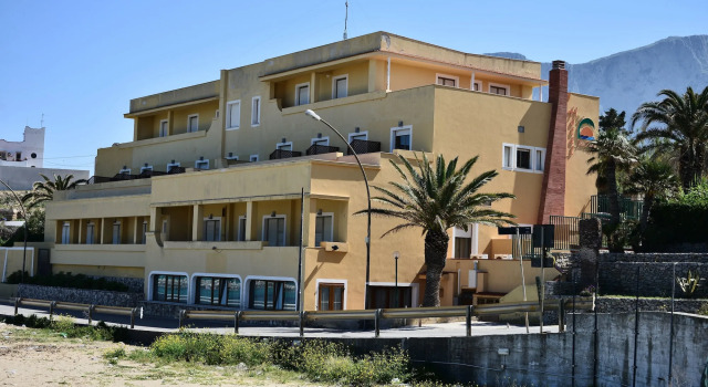 Palm Beach Hotel