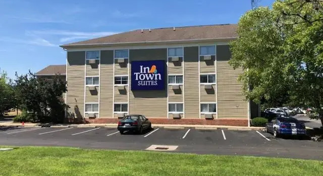 InTown Suites Extended Stay Columbus OH - I-70E/Hamilton Rd, Rezerwuj Hotel Tanie hotele w Columbus