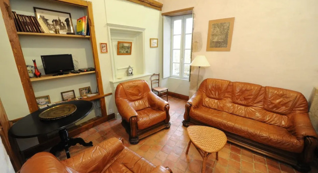 Chateau de Sermizelles, Rezervasyon Otel Voutenay-sur-Cure Burgonya