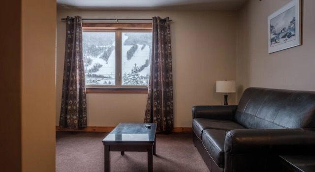 Люкс с видом на горы Marble Inn Resort