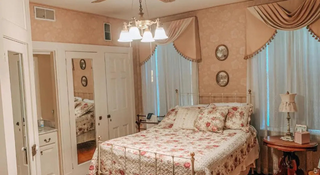 Номер Deluxe Emig Mansion