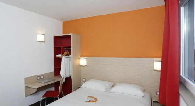 Двухместный номер Standard B&B HOTEL Gap