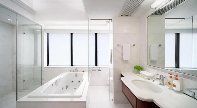 Двухместный номер Premium Crowne Plaza Hotel & Suites Landmark Shenzhen by IHG