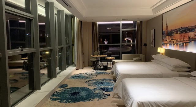 Vienna International Hotel (West Square Of Chengdu East Railway Station), Boek Hotel Hotels in Chengdu met parkeren, Parkeren