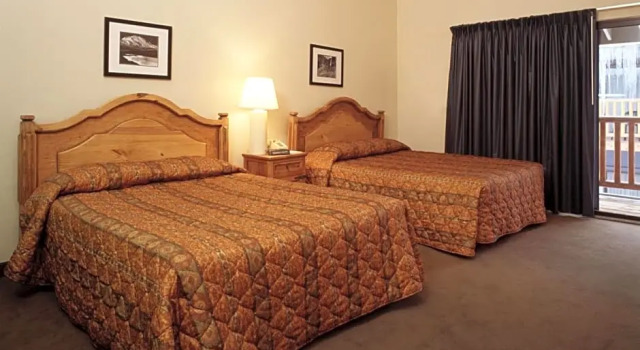 Двухместный номер Standard Prospector Accommodations by All Seasons Resort Lodging