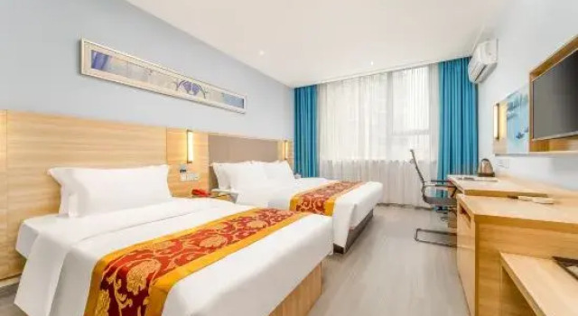 Люкс Comfort Xifeng Hotel (Guilin Lingui Renmin Road Branch)