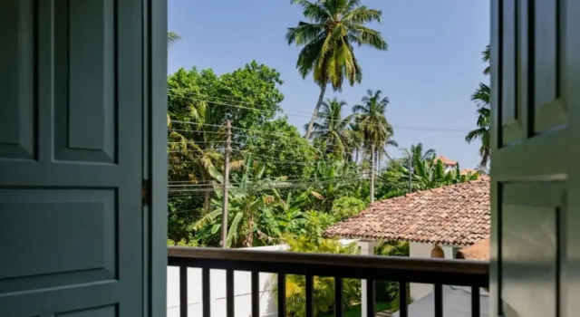 Вилла Beautifully Renovated Family Village House Within Walking Distance To The Beach