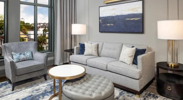 Двухместный люкс Plus c 1 комнатой Hilton Club Liberty Place Charleston