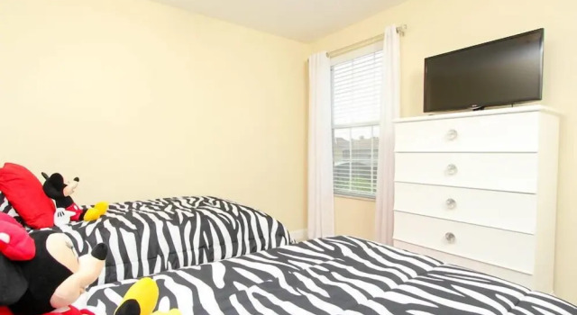 Paradise Palms 2936