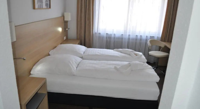 Hotel Adler, Reserva ahora Hotel Hoteles en Baden-Wurtemberg con aparcamiento, Aparcamiento