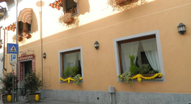 Osteria San Giuseppe, Забронировать Отель Саронно Ломбардия