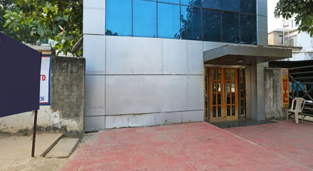 OYO 10153 Hotel Paradise Convention, Prenota Hotel Hotel a Orissa con parcheggio, Parcheggio