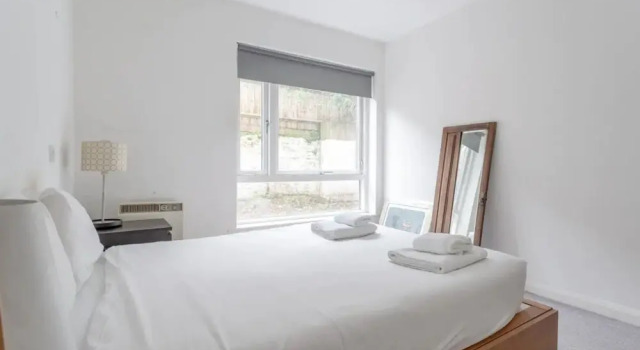Spacious 1 Bed Apartment Near Shoreditch Park