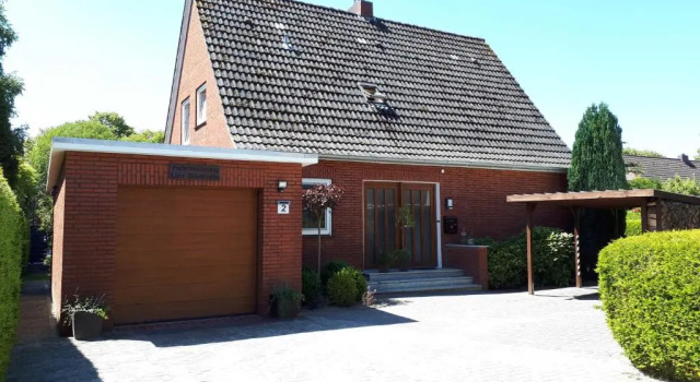 Ferienwohnung Leer-Stadtmitte, 15131, Забронировать Отель Лер East Frisia