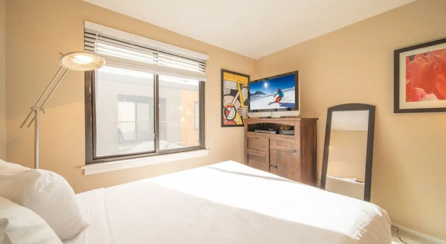 Edgewater 1444