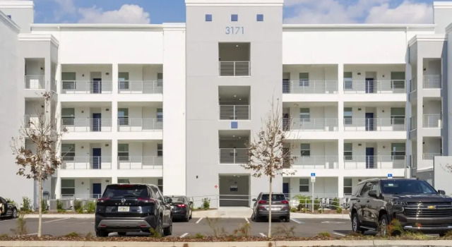 Gorgeous 3Bd/2Ba Condo Close to Disney @StoreyLakeResort 108 3151