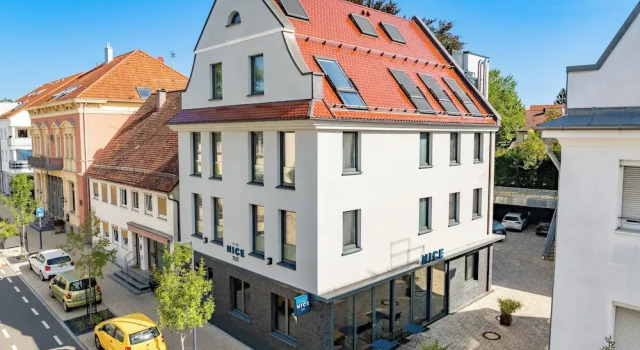 Hotel Nice, Rezervovat Hotel Laupheim 