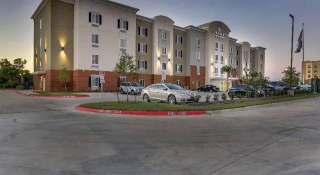Candlewood Suites College Station, an IHG Hotel, Buchen Sie Hotel College Station Texas