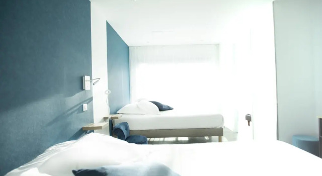 Семейный номер Standard с балконом Tiercé Hotel