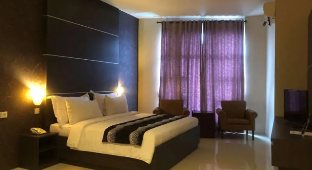 Полулюкс Standard Kyriad Sadurengas Hotel