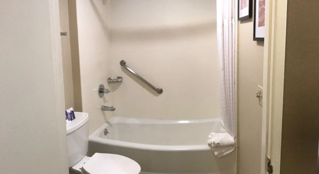 Четырёхместный люкс Comfort Inn Santa Monica - West Los Angeles