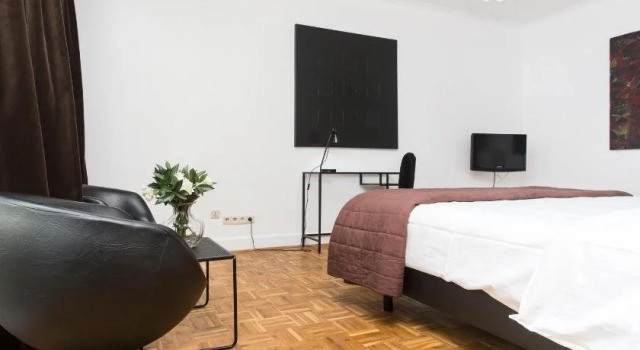 B&B Bruxsel, Забронировать Отель «постель и завтрак» Брюссель Брюссельский столичный регион, рядом с Нотр-Дам-Дю-Саблон