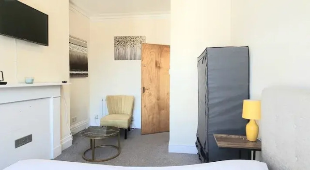 Ashford Cozy Apartment in Town Centre, Varaa Huoneisto Asunnot kohteessa Merseyside, Huoneisto
