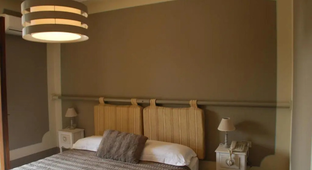 Полулюкс Hotel Andreis