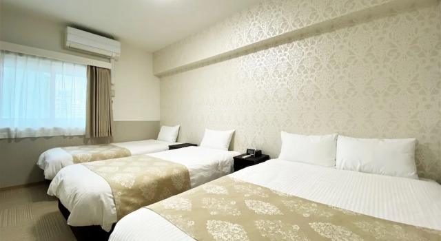Четырёхместный семейный номер Standard c 1 комнатой с видом на реку Randor Hotel Fukuoka