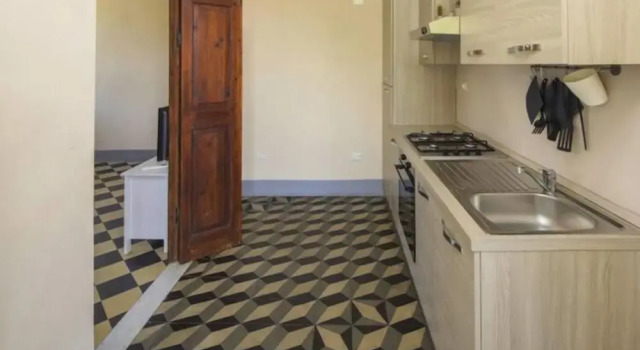Lovely Holiday Flat With Shared Pool in Lerici, Забронировать Отель Отели Леричи с парковкой, рядом с Пляж Lerici, Парковка